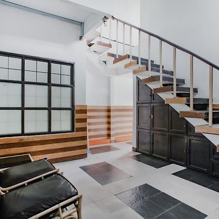 Oyo Life 90091 Wisma Pakuan Syariah Bogor Luaran gambar