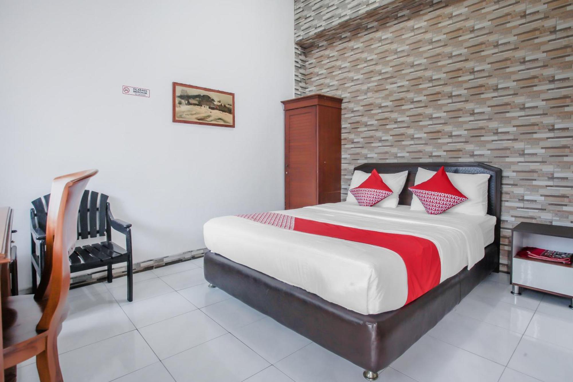 Oyo Life 90091 Wisma Pakuan Syariah Bogor Luaran gambar