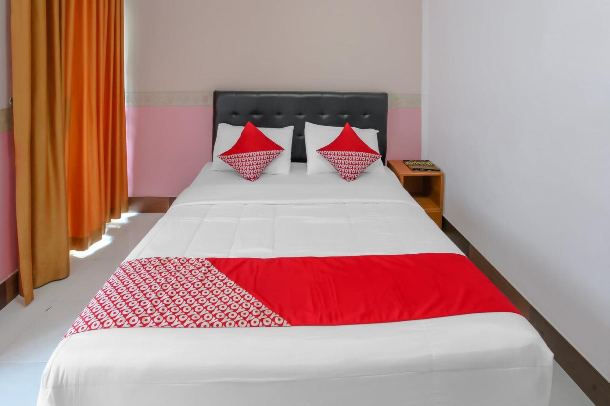 Oyo Life 90091 Wisma Pakuan Syariah Bogor Luaran gambar