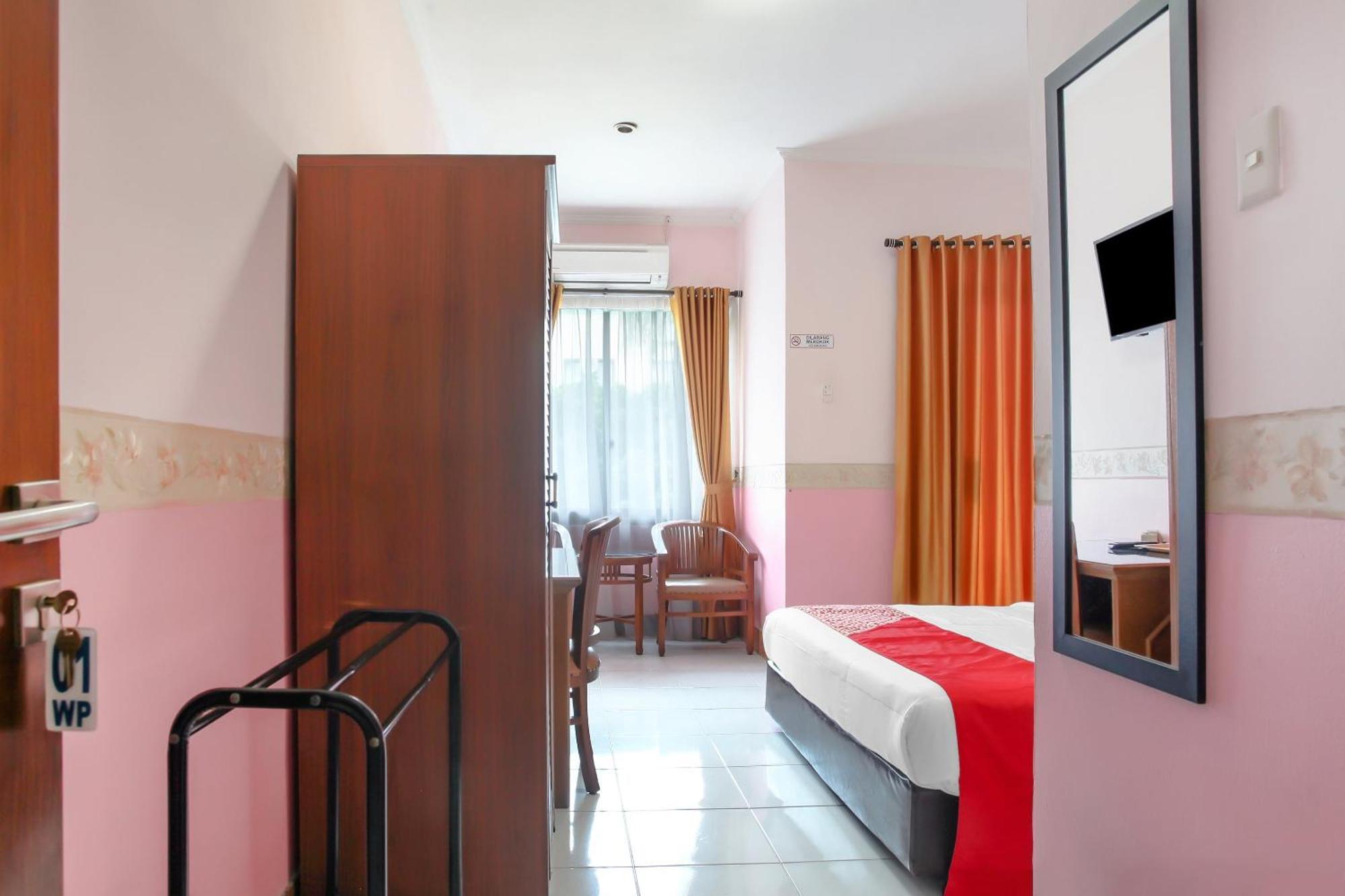 Oyo Life 90091 Wisma Pakuan Syariah Bogor Luaran gambar