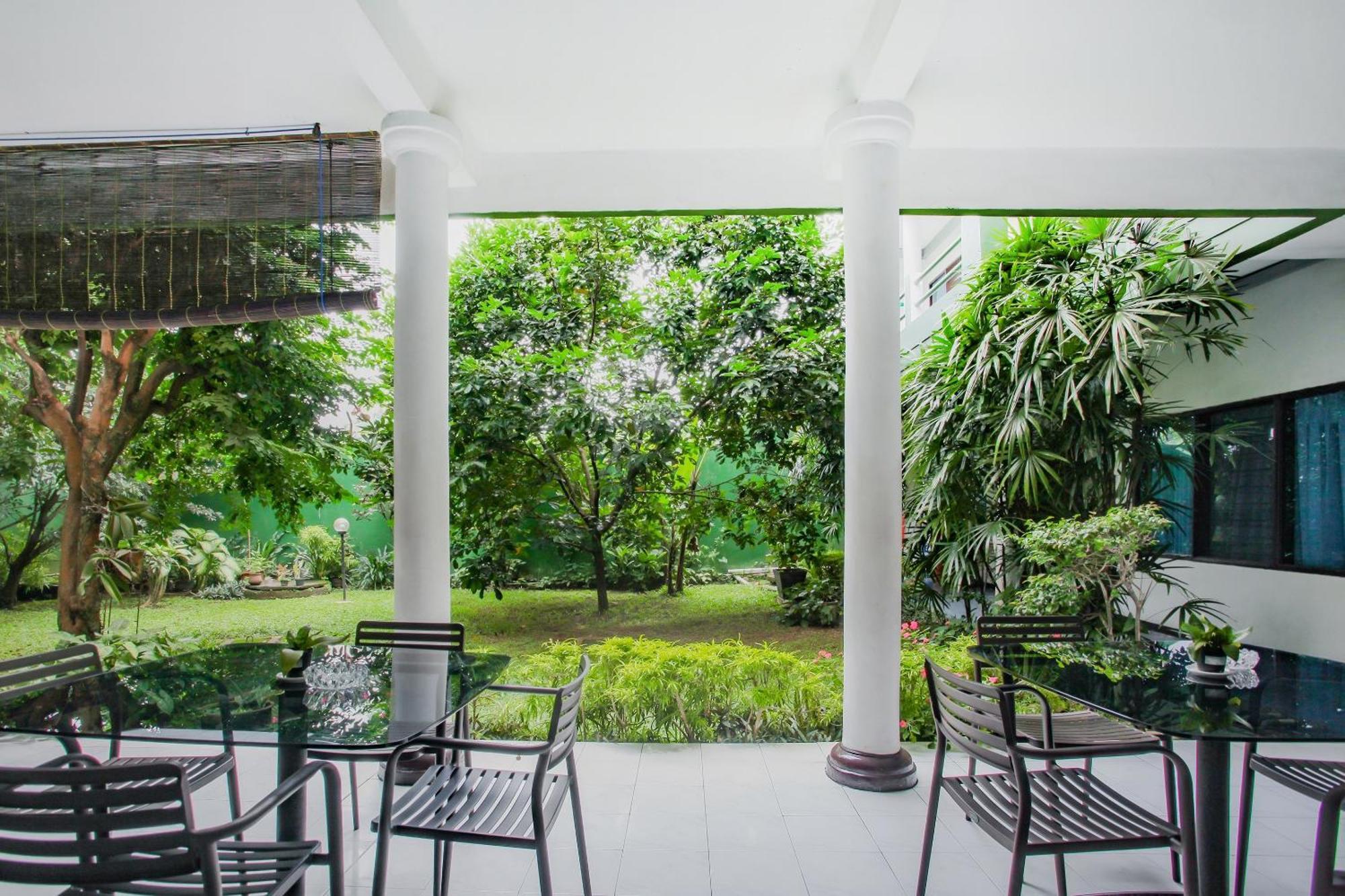 Oyo Life 90091 Wisma Pakuan Syariah Bogor Luaran gambar