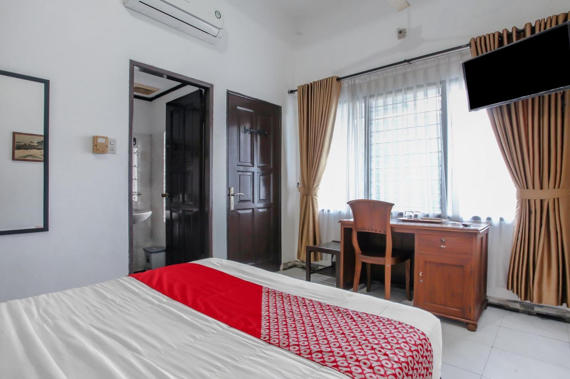 Oyo Life 90091 Wisma Pakuan Syariah Bogor Luaran gambar